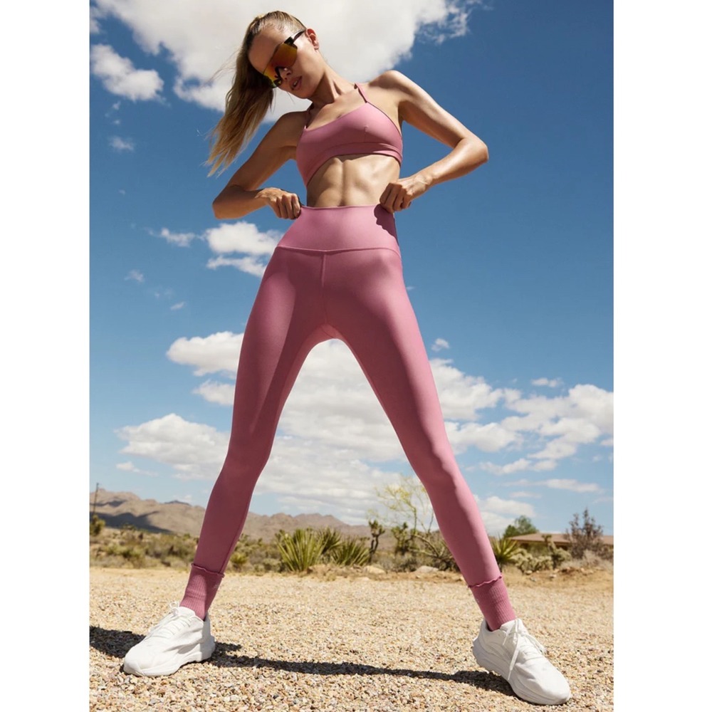 Alo 7/8‎ High-Waist Airlift Legging Airlift Intrigue Bra Set S/M Pink Wild Rose